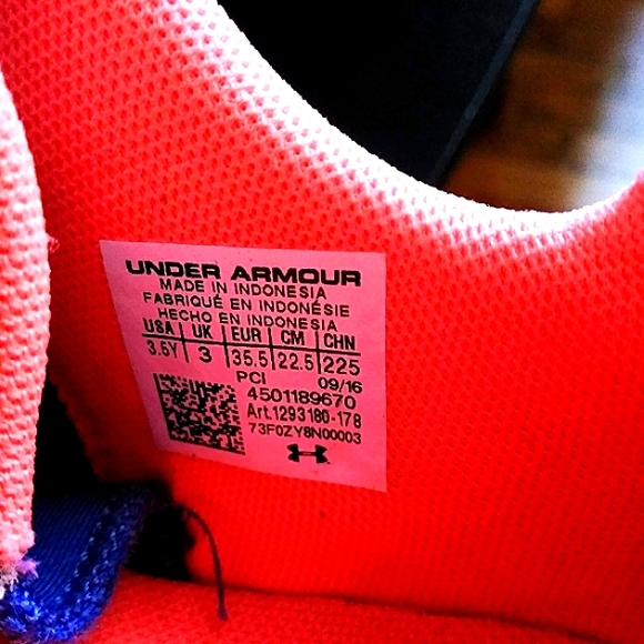 🆕 3.5 YOUTH UNDER ARMORE - Picture 2 of 6